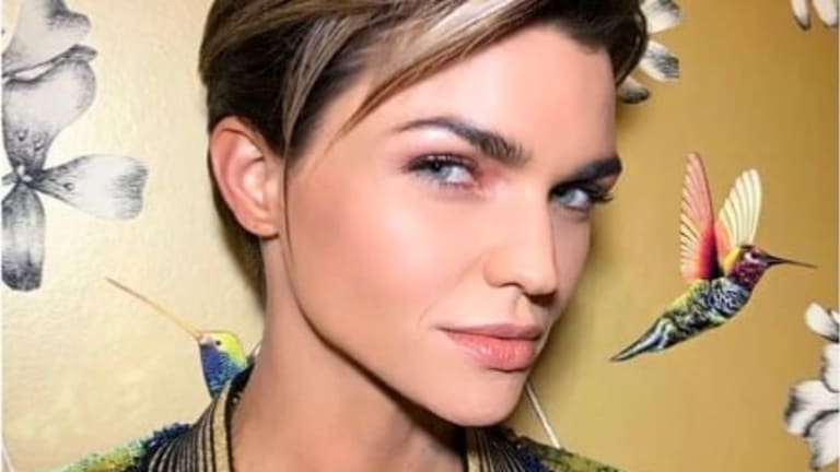 10 Sexy Short Haircuts That Are Just In Time for the Holidays