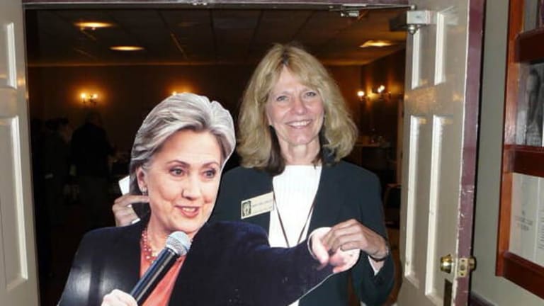 Hillary Debates Bernie — One Way or Another