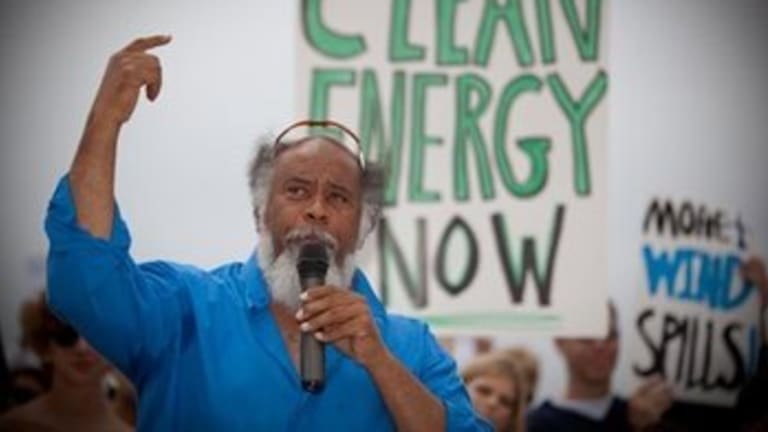 Activist Kwazi Nkrumah Arrested at Long Beach Port (updated)