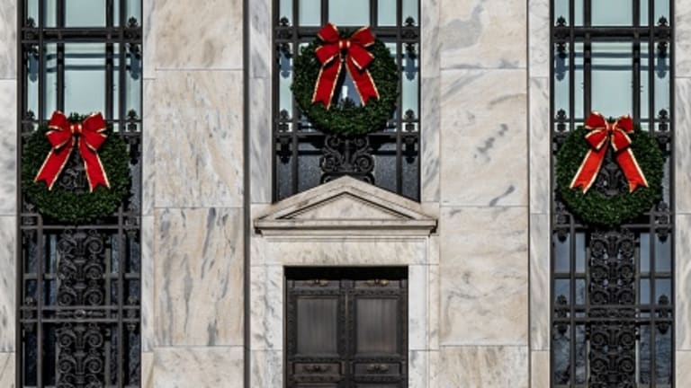 Here’s How the Fed Could Save Main Street