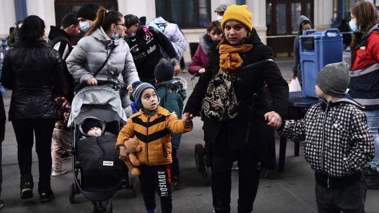 Let's Treat All Refugees as Though They Were Ukrainian