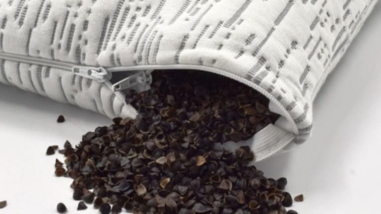 Buckwheat travel pillows: A raging success among globetrotters