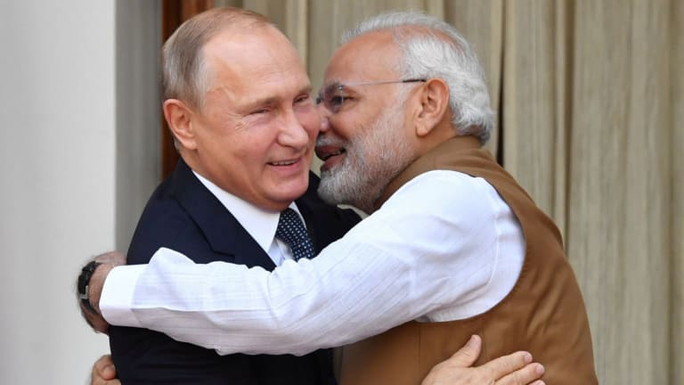 India Shows How Hard It Is to Isolate Russia