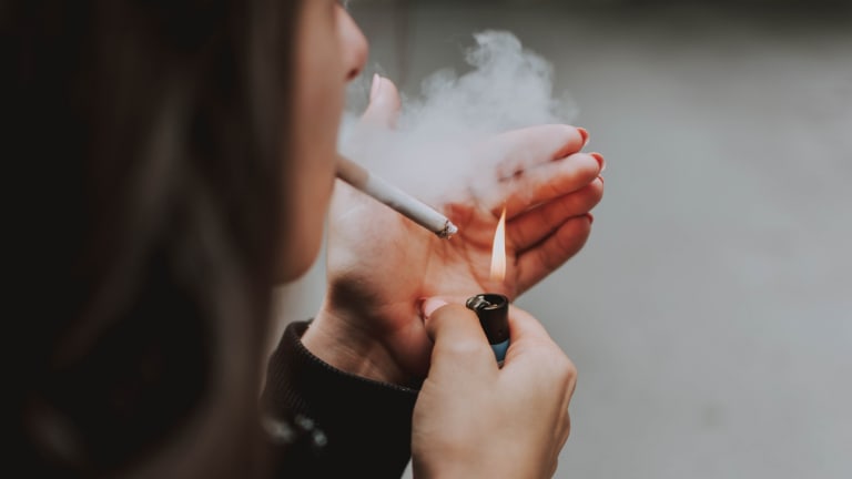 Smoking Kills the Wealthy Despite Wealth Privilege
