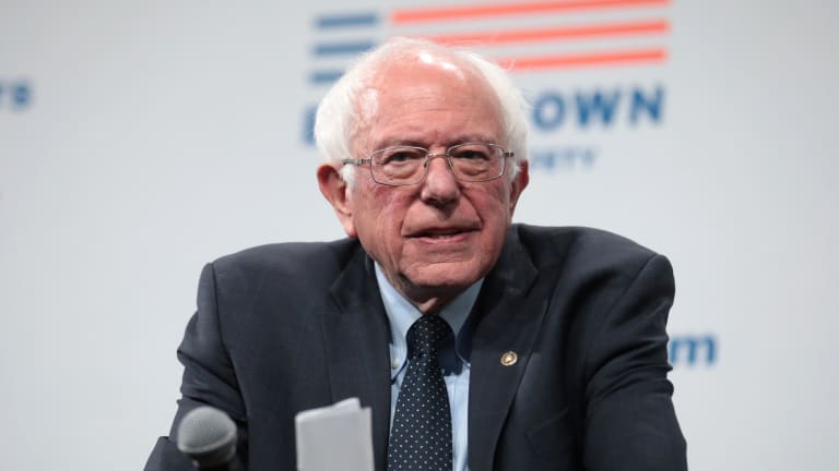 Bernie Joins Striking Starbucks Workers