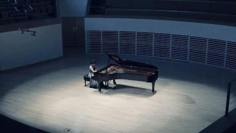 Taiwanese Pianist, I-Lin Tsai, shares her admiration of JJ Lin with her classical music audience