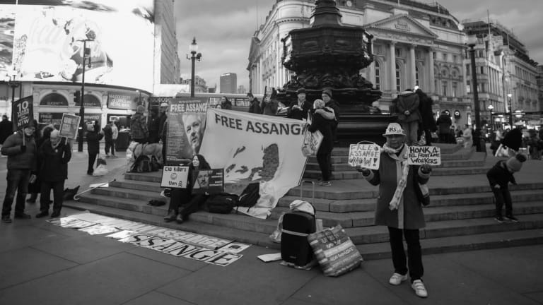 Free Assange: Thousands Demand Release of WikiLeaks Founder
