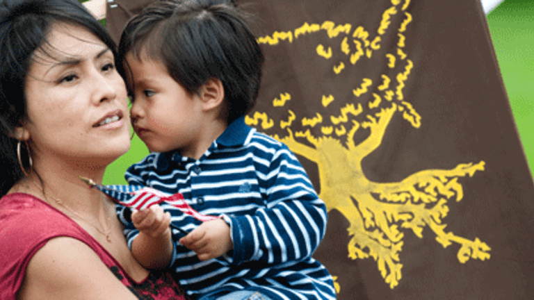 Mamás and the Undocumented Experience