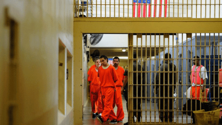 Brown Administration Finally Agrees to More Comprehensive Criminal Justice Reform
