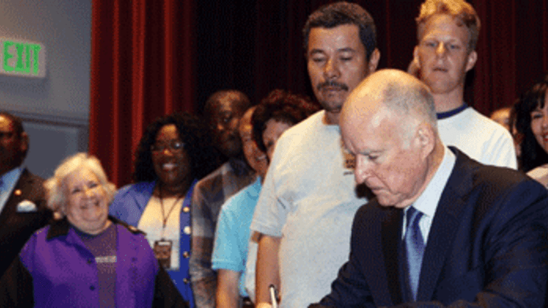 Governor Brown Signs Historic Minimum Wage Increase