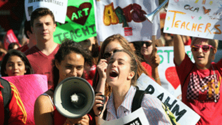 Why Picket Lines Matter