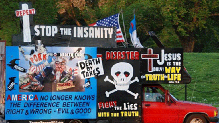Wingnuts of America, I Salute You
