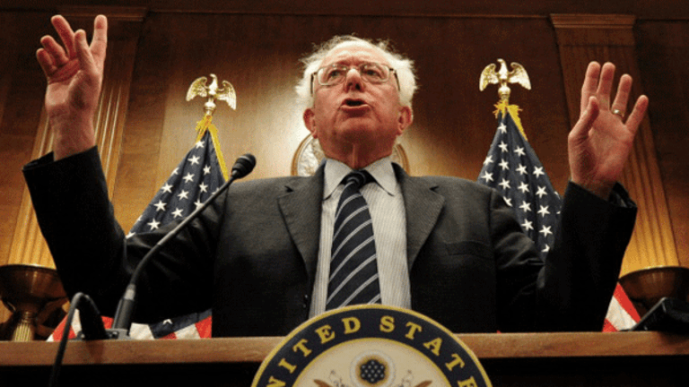 How Should Bernie Sanders Run?
