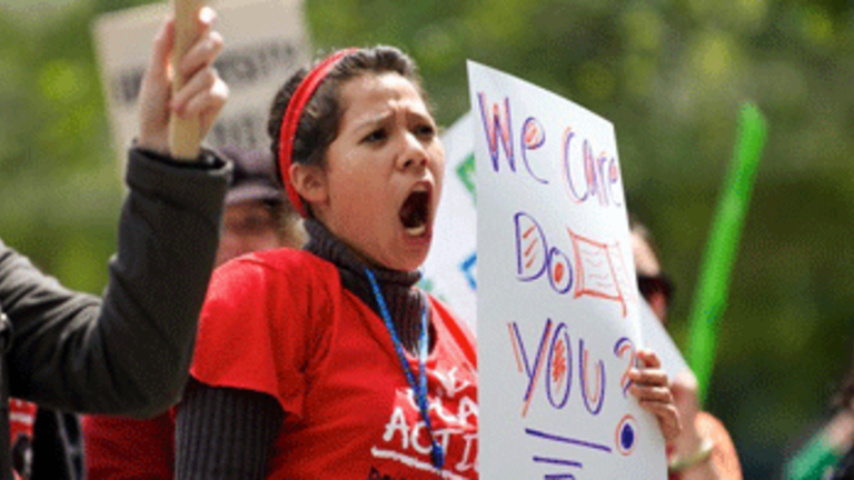 Protesting Students, Striking Faculty