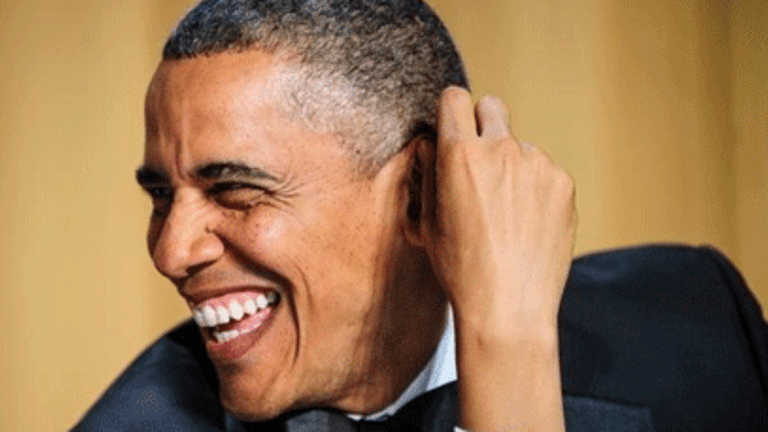 Obama Scores at Correspondents Dinner