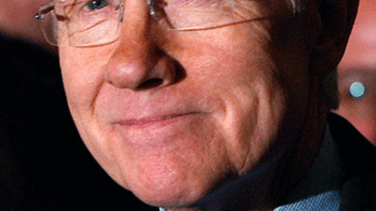 Harry Reid Slugs Far-Right Bully