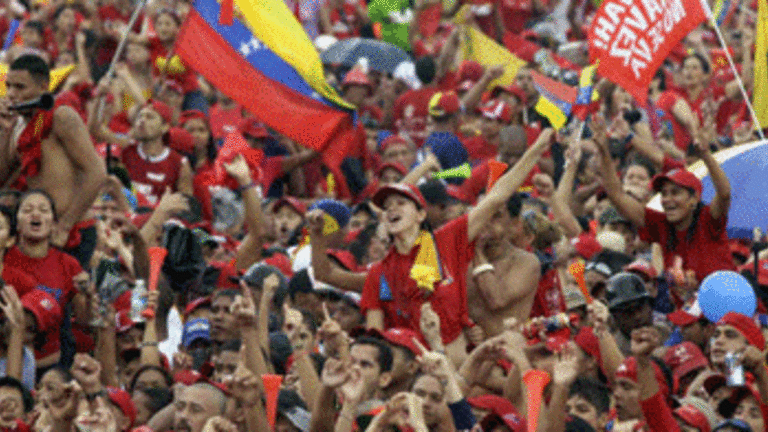Hugo Chavez Wins as Venezuelans Flock to Polls