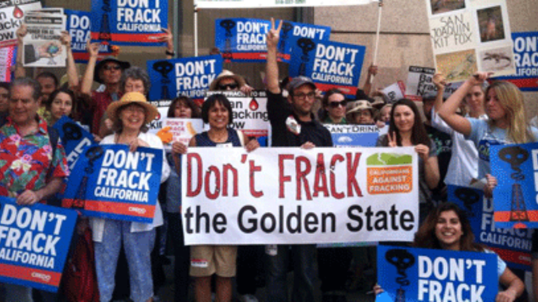 California Legislators Buckle to Oil Industry Pressure, Kill Fracking Moratorium