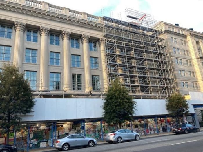 After major corporations quit the U.S. Chamber of Commerce over its anti-scientific climate policy, ExxonMobil pledged $5 million for the business lobby’s $250-million renovation of its Washington, D.C., headquarters. (Photo credit: Elliott Negin)
