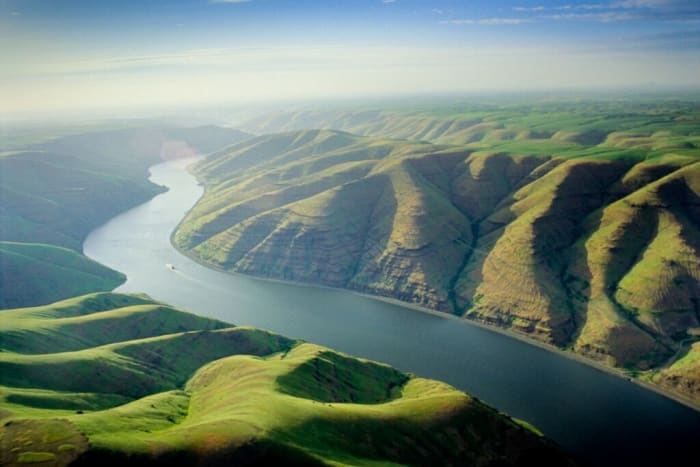 Removing four dams on the lower Snake River would provide salmon and steelhead access to more than 5,000 miles of pristine habitat. Photo: Alison Meyer PhotographyDownload permissions
