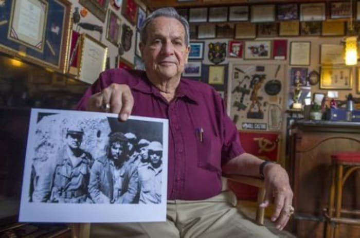 DeSantis Honors Che