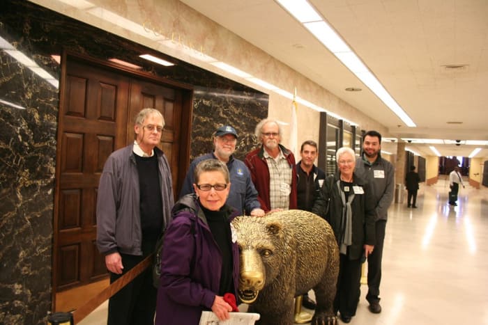 Food & Water Watch San Francisco Local Coordinator Susan Kuehn, California State Grange Legislative Coordinator Mike Greene, California State Grange President Bob McFarland, Shafter almond farmer Tom Frantz, Chez Panisse Head Chef Jerome Waag, Paula Getzelman of Tre Gatti Vineyards, Food & Water Watch California Director Adam Scow (Credit: Food & Water Watch)