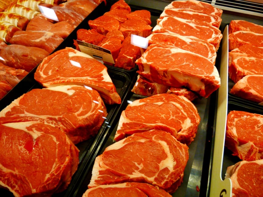 Vicious cycle: The government subsidies that the cattle industry receives prove to be dangerous for our health while profiting the corporate subsidy recipients. (Photo credit: Rusty Clark/Flickr)