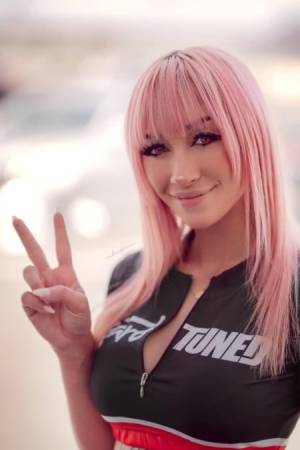 Successful Instagrammer and Cosplay Gamer Mercurial Mouse Shares How to