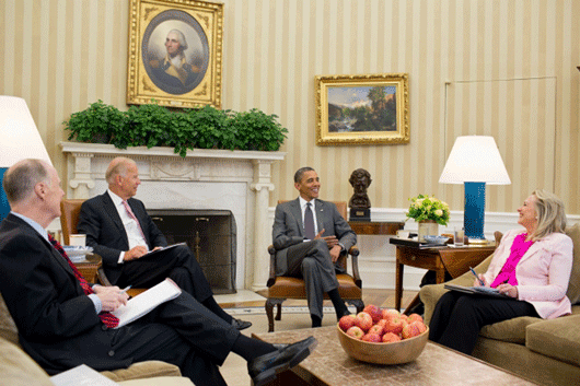 obama clinton biden oval office
