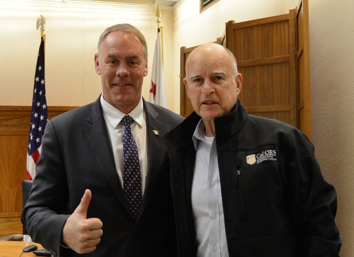 Jerry Brown, right, with U.S. Secretary of the Interior Ryan Zinke. (Photo: U.S. Dept. of the Interior)