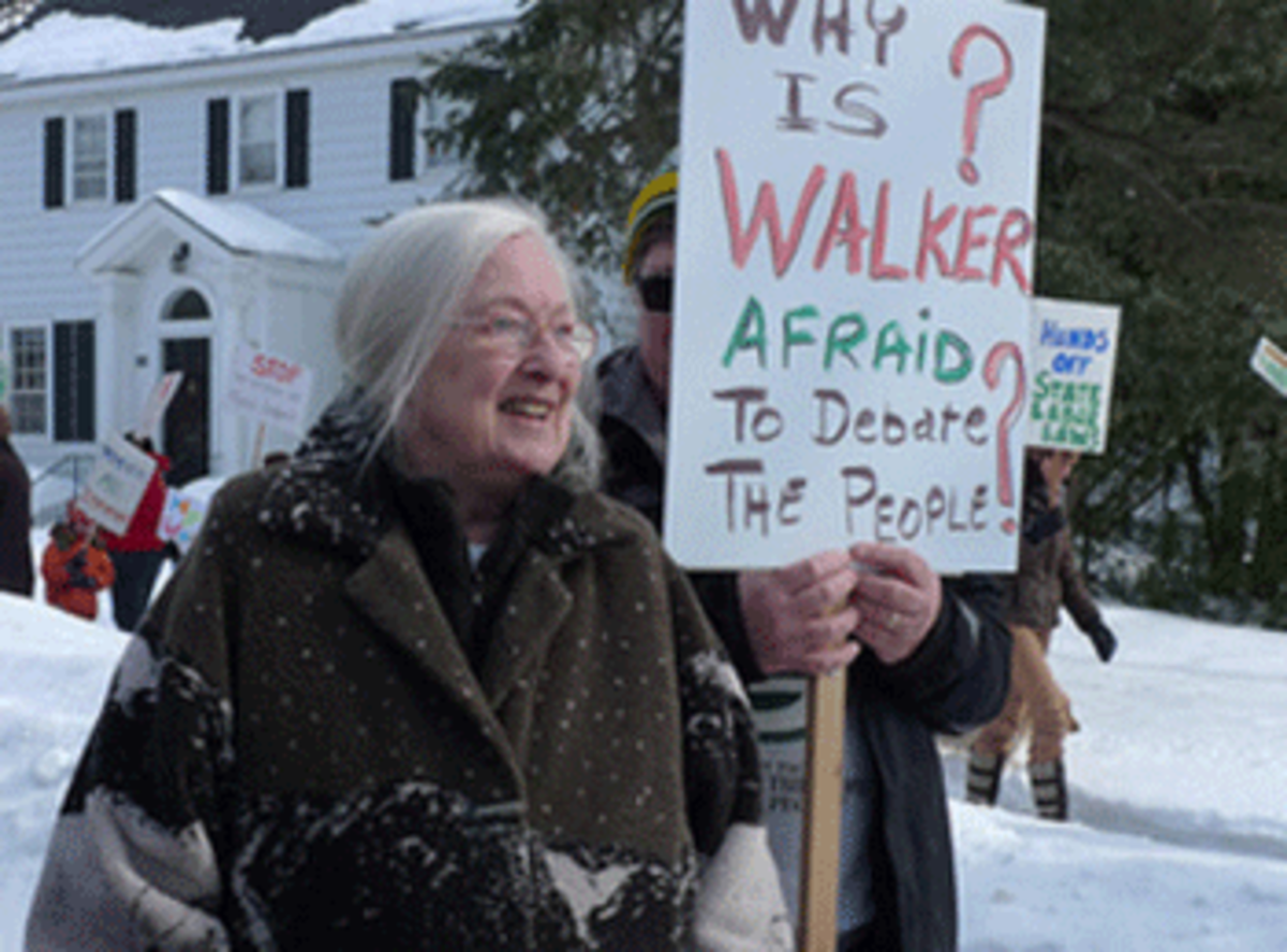 protesting governor walker