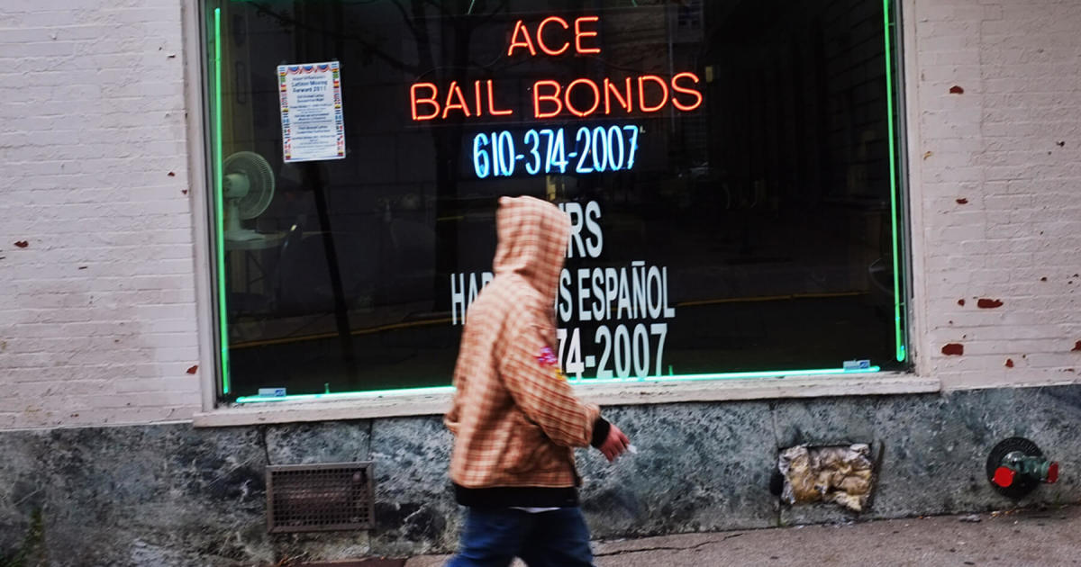 Hiring a Bail Bond Service