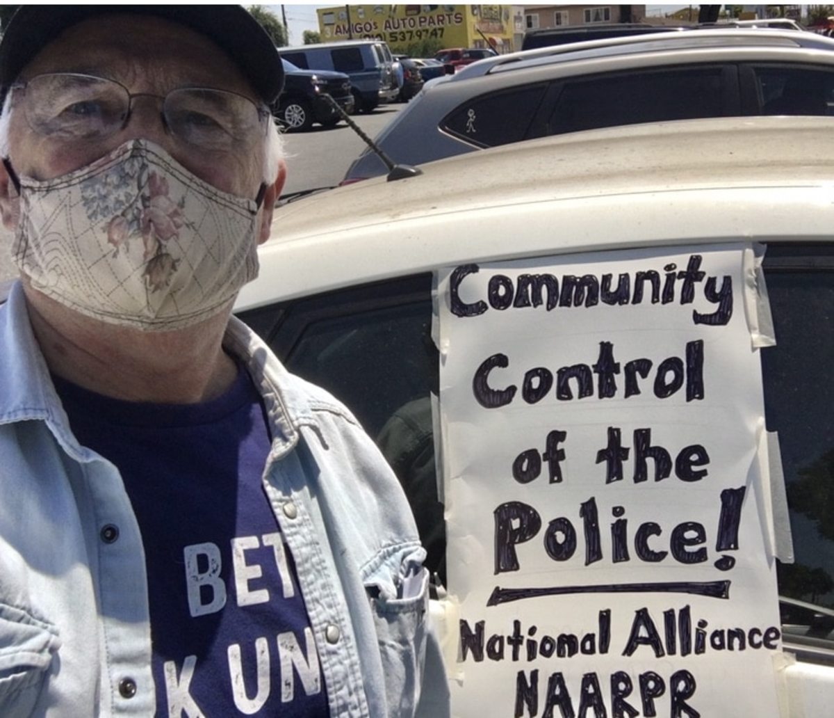  Car caravan in Compton demands Community Control of the Police.