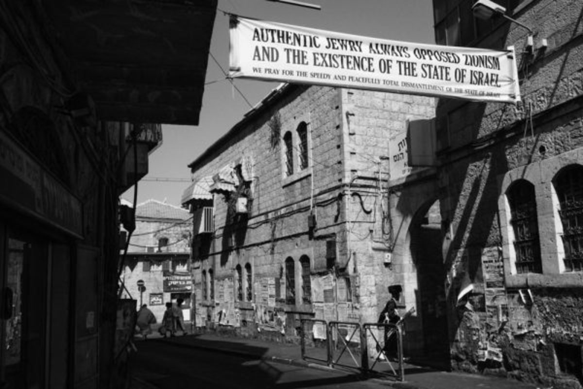  A banner hanging in Mea Shearim, a Jewish neighborhood in Jerusalem.