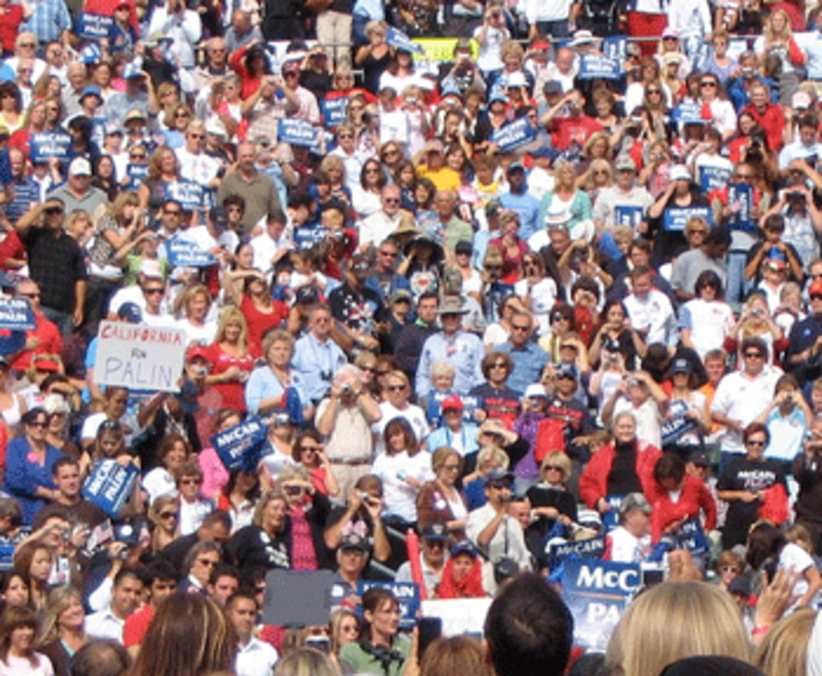 Sarah Palin rally in Carson. (Photo by Linda Milazzo)