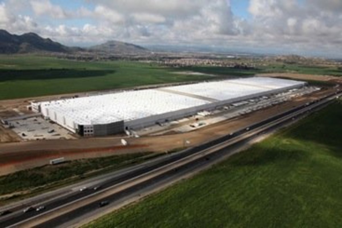 Skechers USA’s 1.82 million sq. ft. distribution center in California’s Moreno Valley