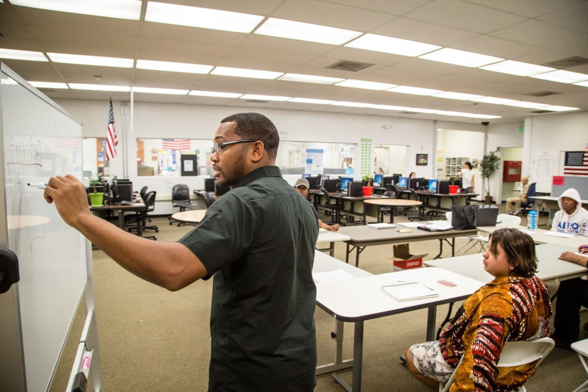 A trainer with California nonprofit iFoster prepared a group of foster youth for their first jobs at a class in 2018. Photo: Astor Morgan