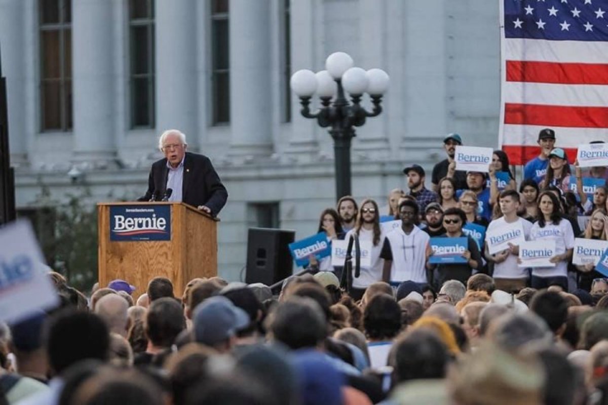Bernie Sanders speaking to 10,000 in Denver on Monday night.