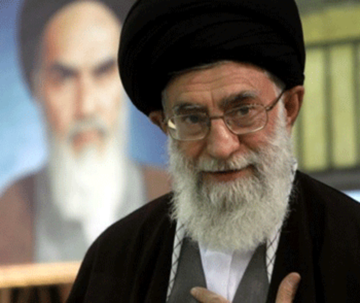Khamenei-Khomeini-350