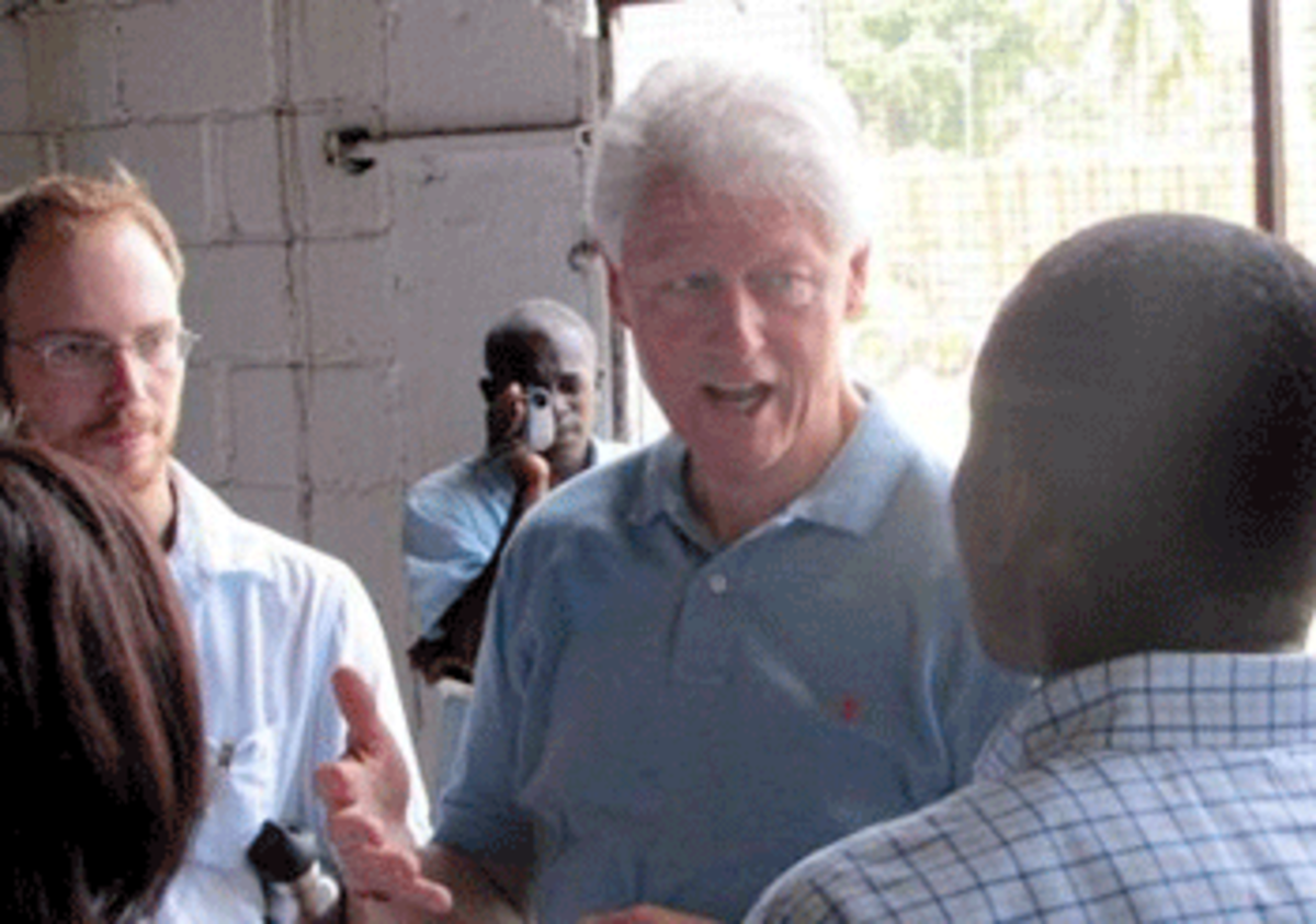 Clinton Meeting with local growers