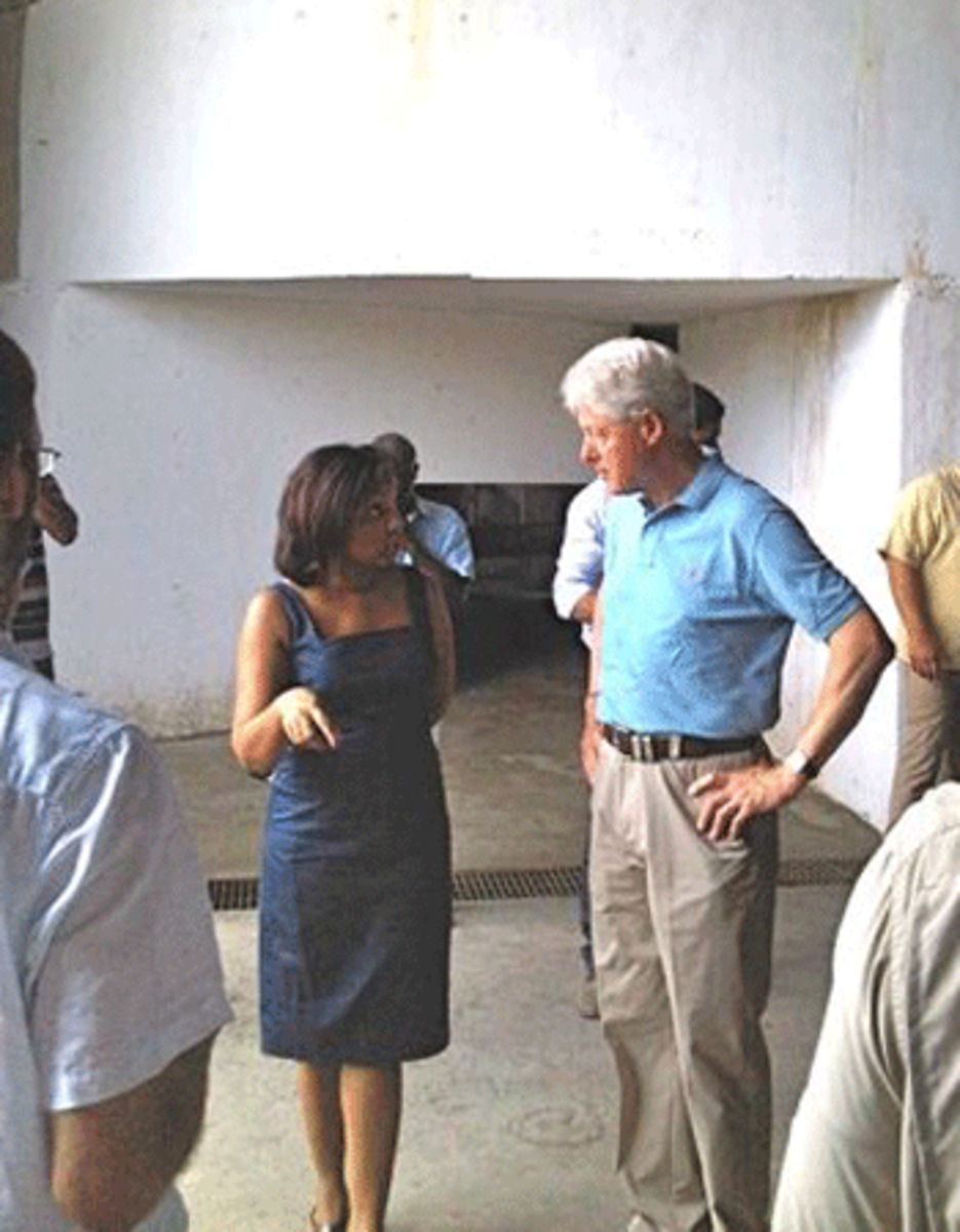 BioTek's Regine Simon Barjon with Former President of the United States, co-chair of the IHRC, and UN Special Envoy for Haiti Bill Clinton at the Darbonne Sugar Mill near Leogane, Haiti on Aug. 6th, 2010 (courtesy Clinton TwitterPic)