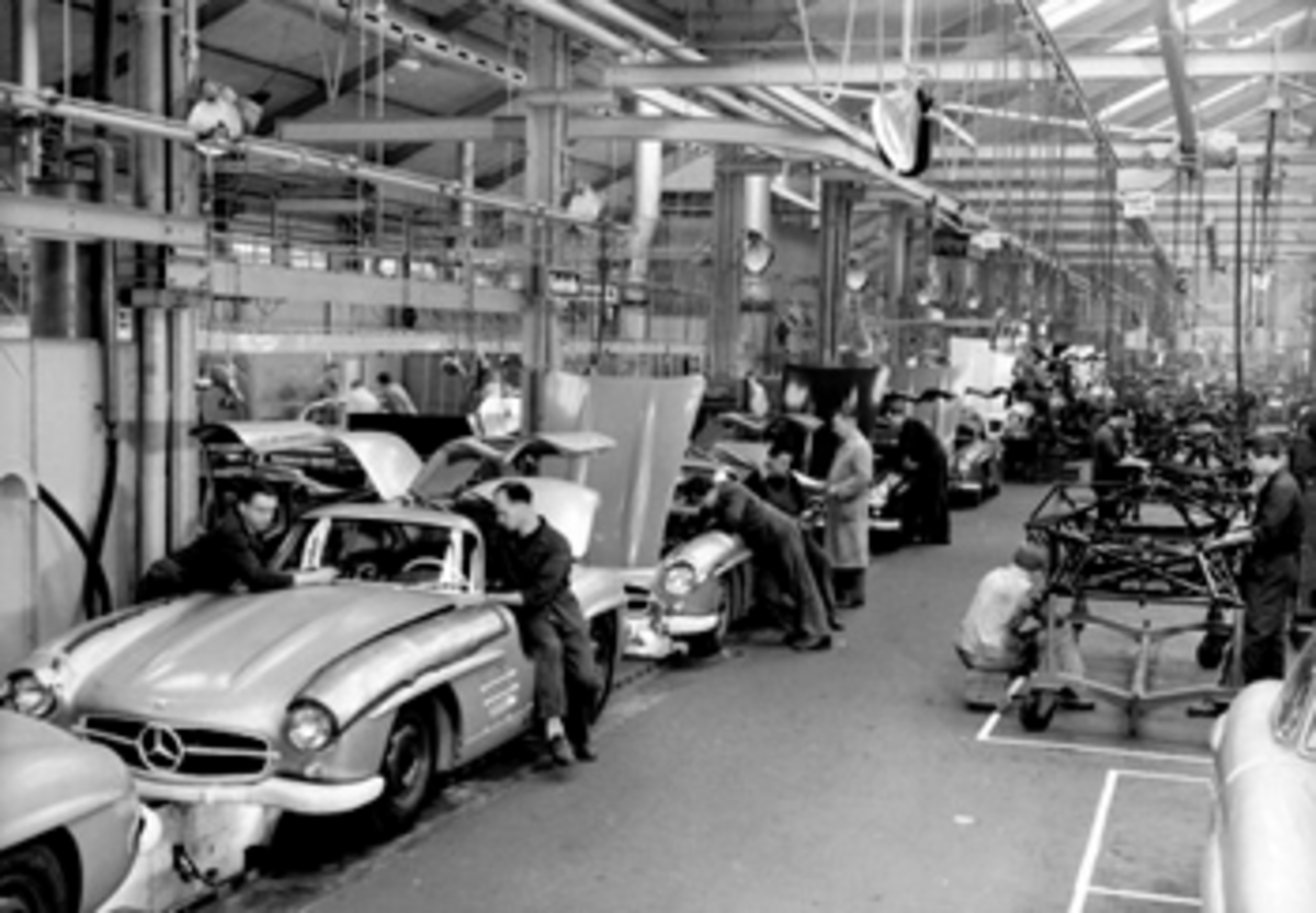 mercedes assembly line