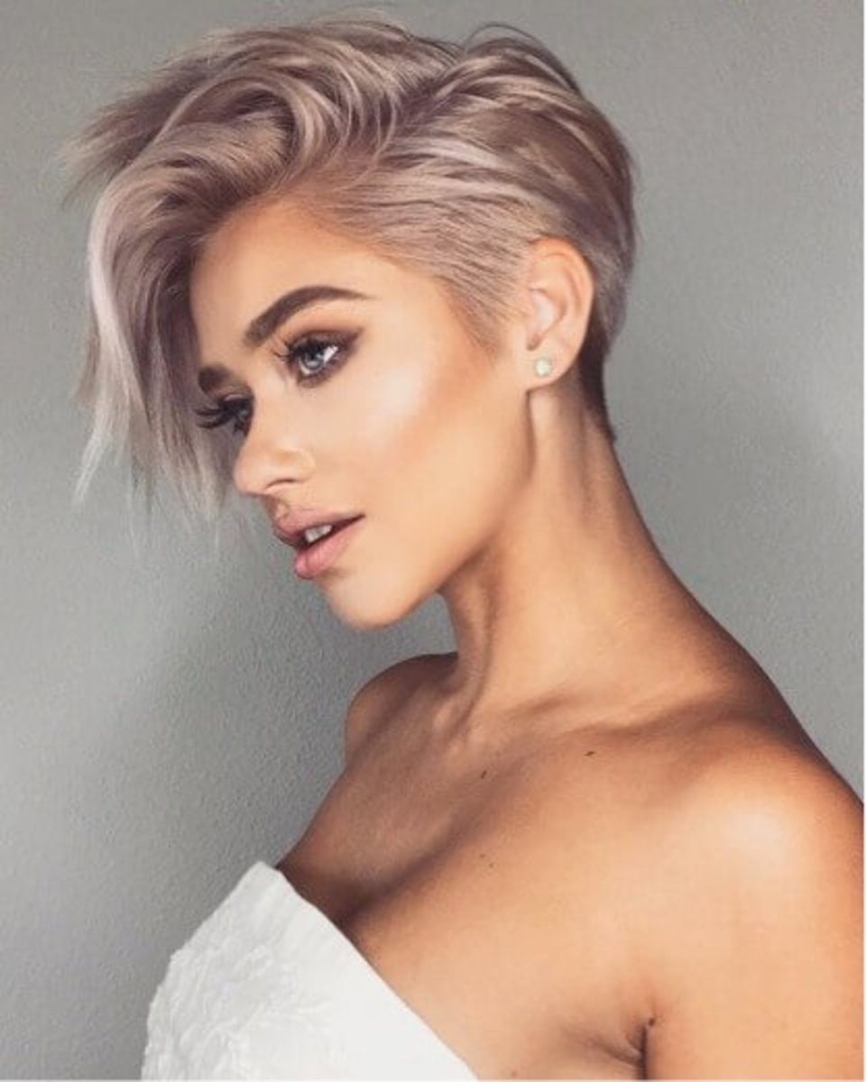 20 Best Short Haircuts for Women in 2024 - Low-Maintenance Short Hairstyles