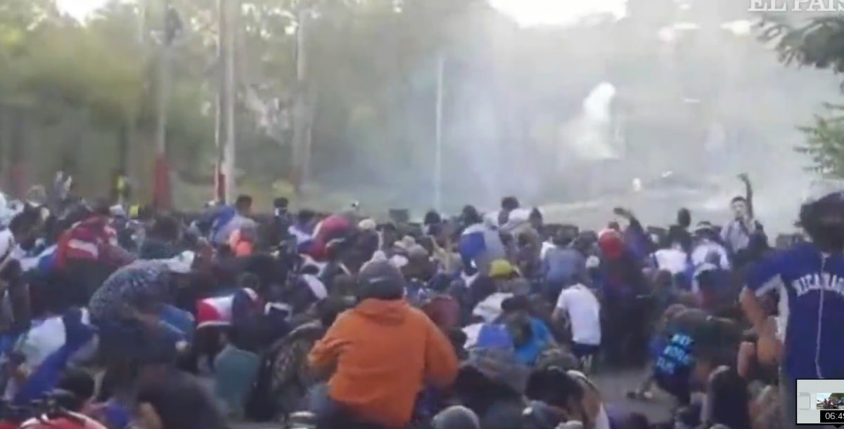 Protesters at a Managua roadblock, 30 May 2018, SITU Research