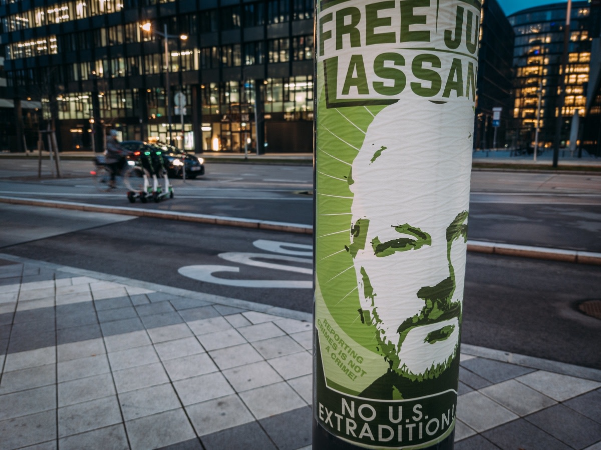 Assange Prosecution Could End First Amendment - Vimarsana News