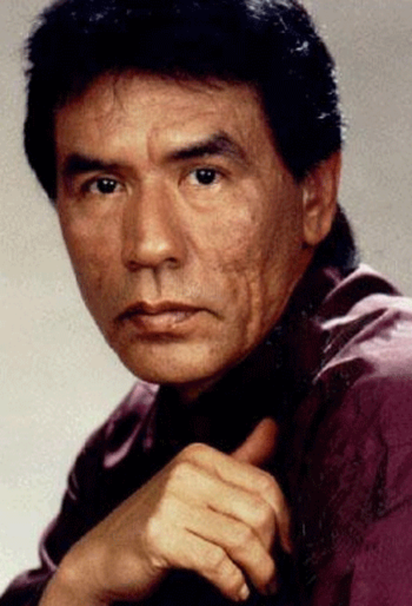 Wes-Studi
