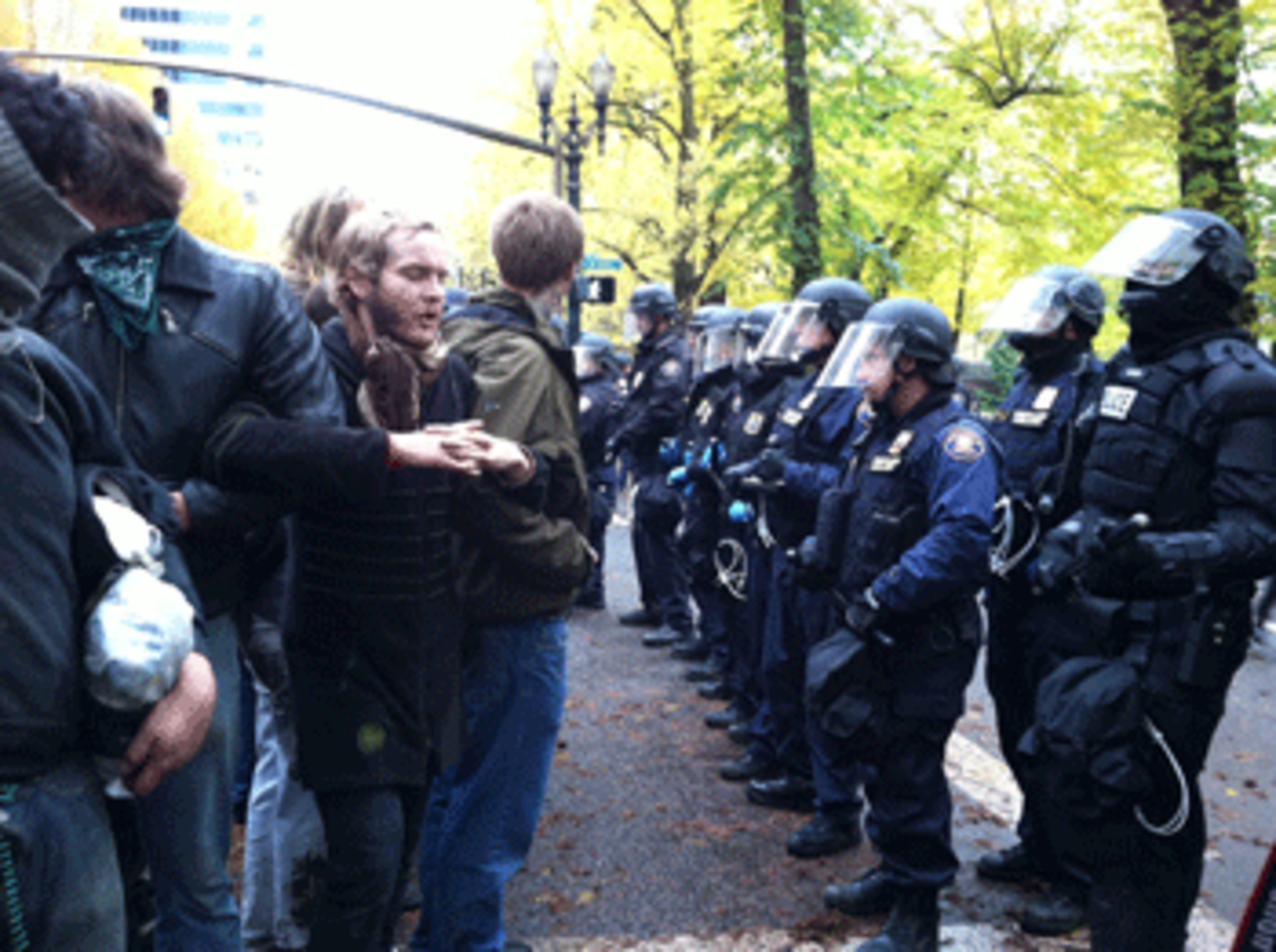 occupy-portland-police occupy portland
